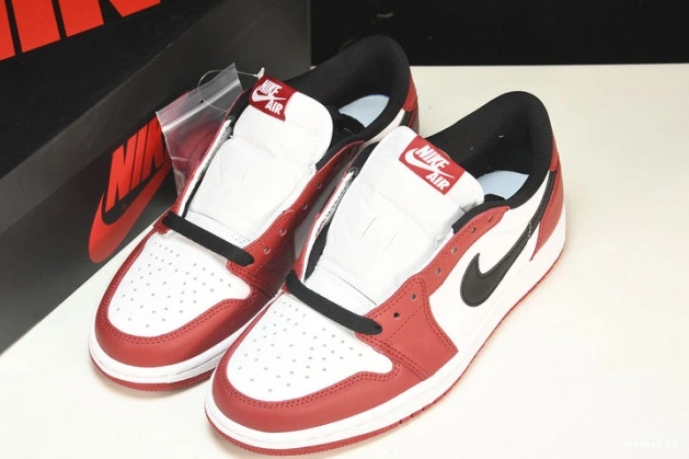 Retro Jordan  Low   705329-600  Chicago 1 (2016) 1103